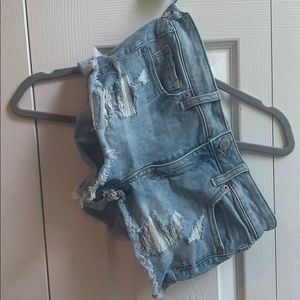 American eagle jean shorts.